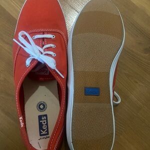 Brand new KEDS size 11